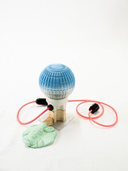 Lampe MO hergestellt aus Secondhand Material by moebel3000 